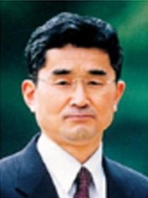 장병건 사진